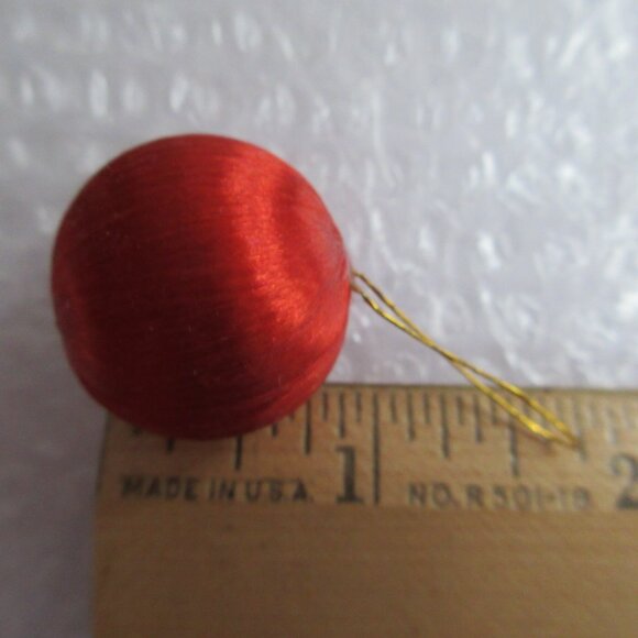 Mini Satin Christmas Ornaments Balls 1" & 1.5" lot of 36 Crafts Decorating Vtg - Picture 2 of 9
